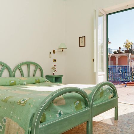 Hotel Del Postiglione Ischia Bagian luar foto